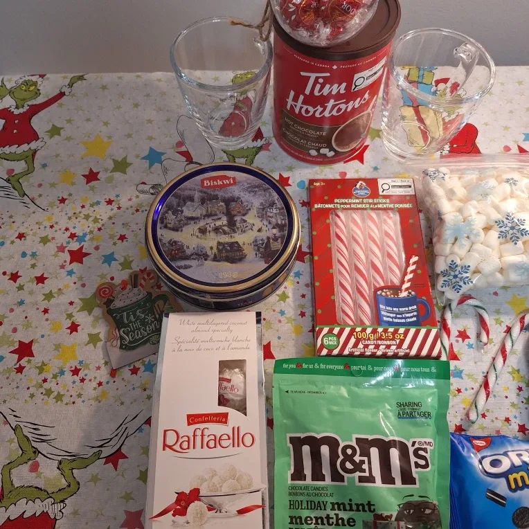 Hot Chocolate For Two image indicator(2)