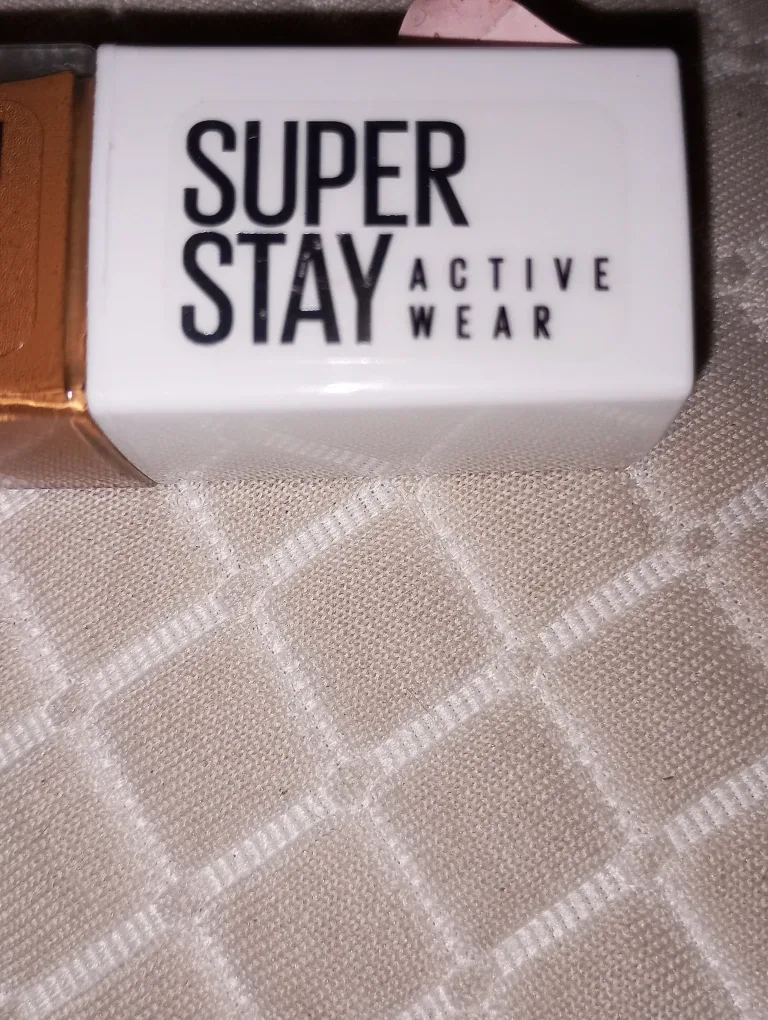 Maybelline Super Stay Active Wear 30H Foundation image indicator(2)