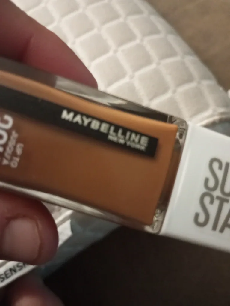 Maybelline Super Stay Active Wear 30H Foundation image indicator(4)
