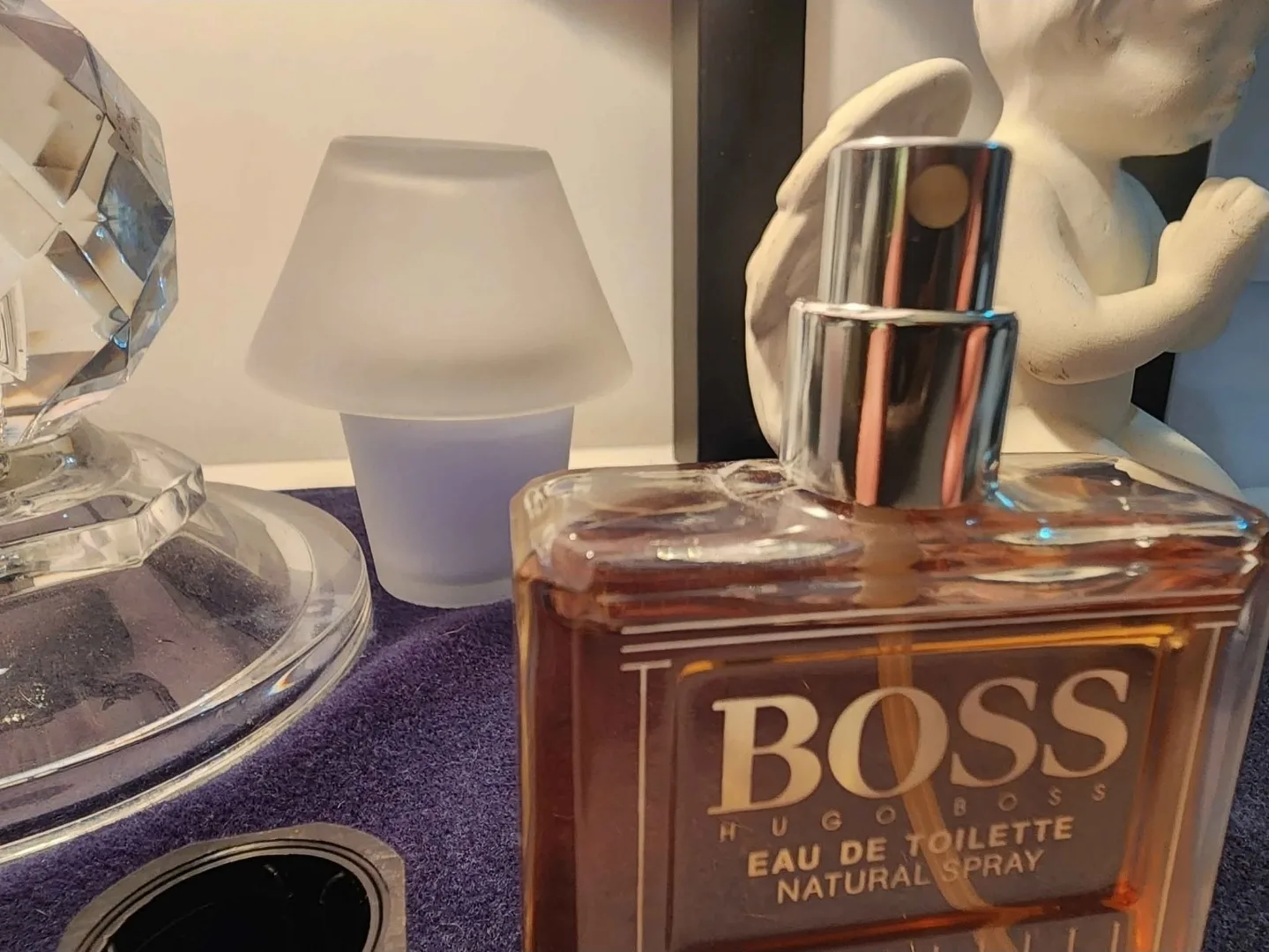 Original 1980s Hugo Boss Number One Spray image indicator(2)