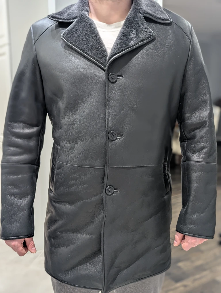 Cressida Classic Black genuine Leather fur Coat - Size L