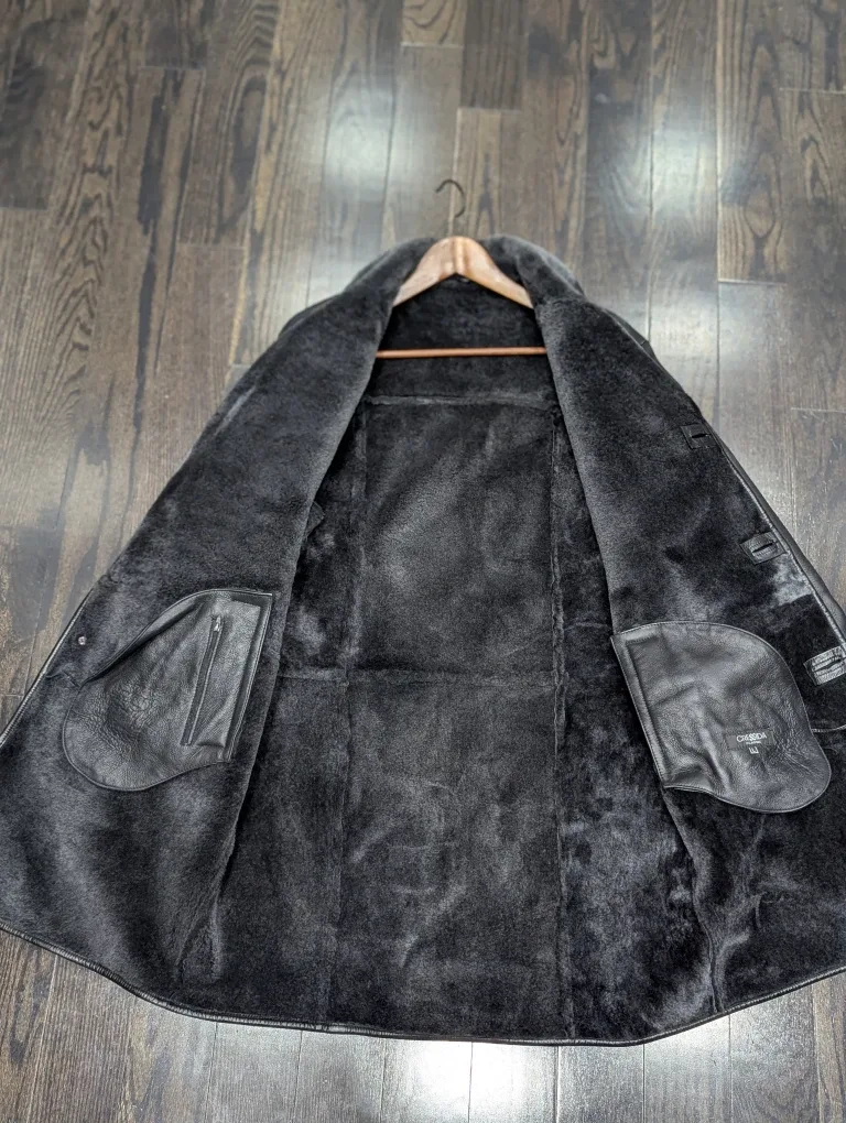 Cressida Classic Black genuine Leather fur Coat - Size L image indicator(7)