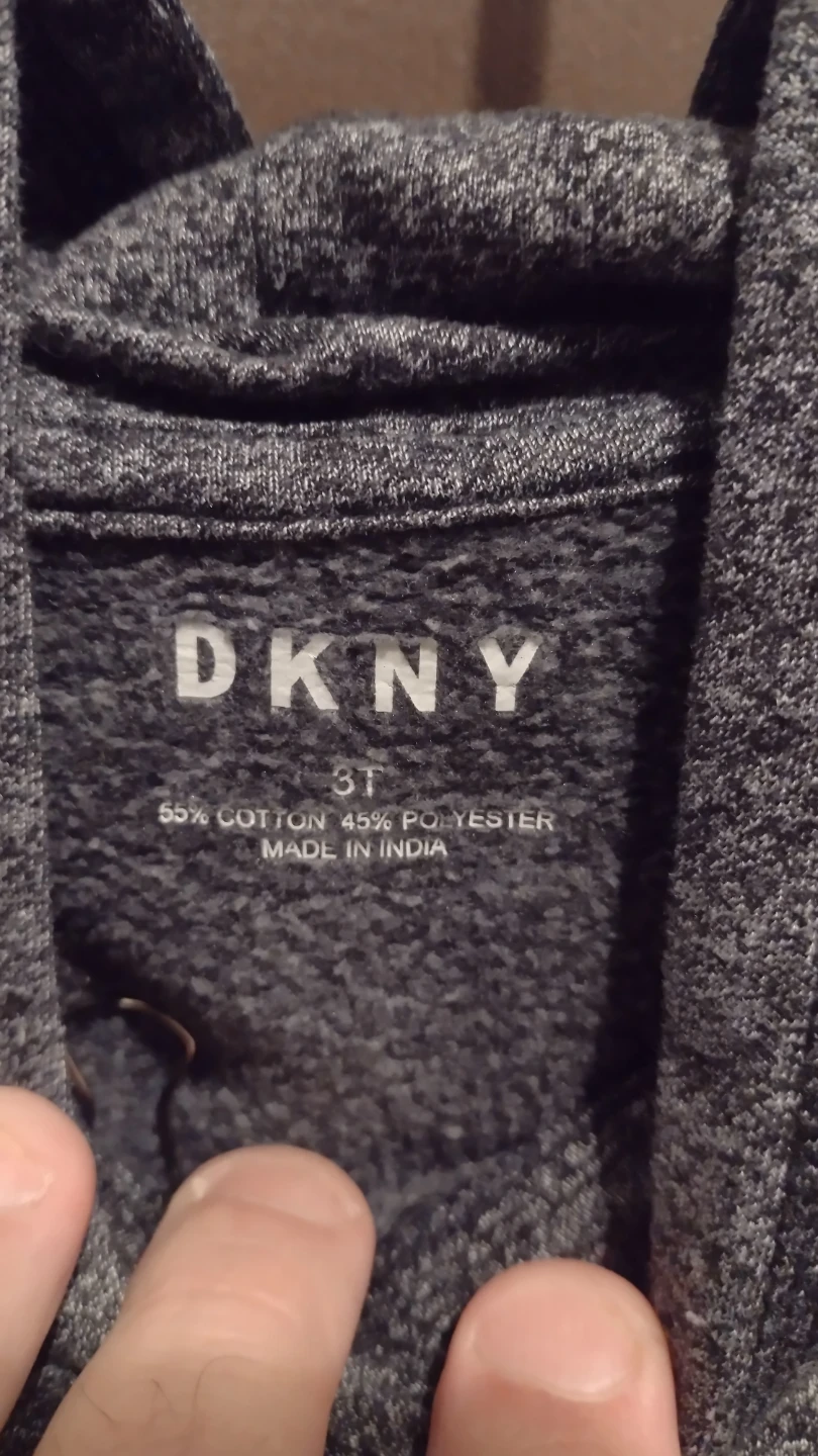 DKNY Kids Grey Hoodie & Pants Set - Size 3T - photo 2