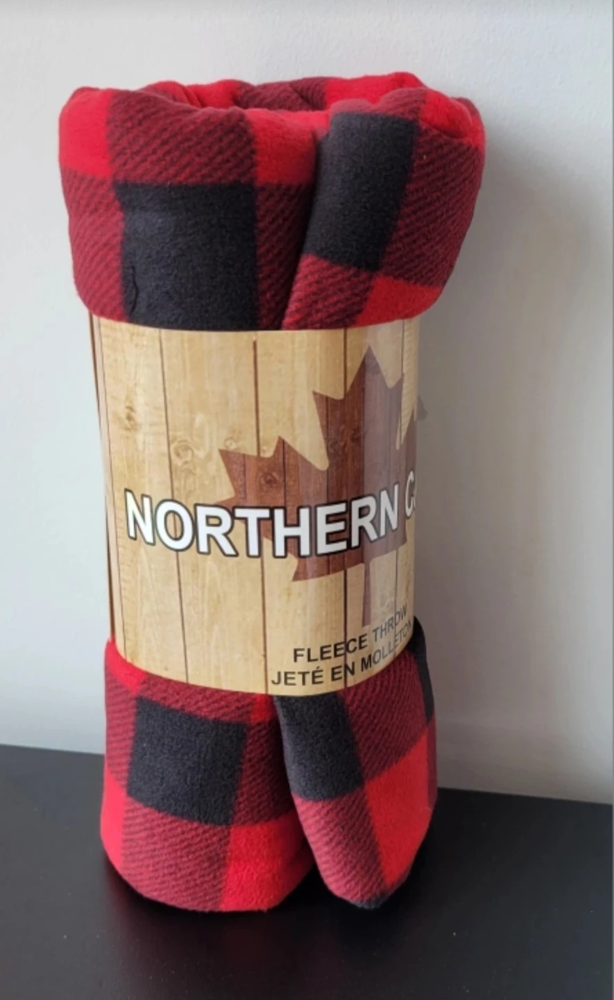 Northern Getaway Fleece Throw - Red & Black Plaid