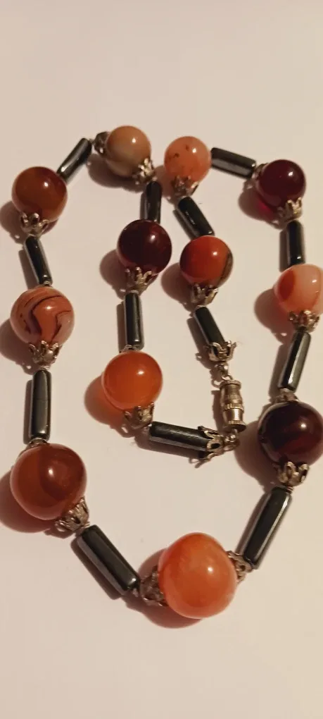 Genuine Carnelian Stone, Agate Stone & Hematite Necklace image indicator(3)