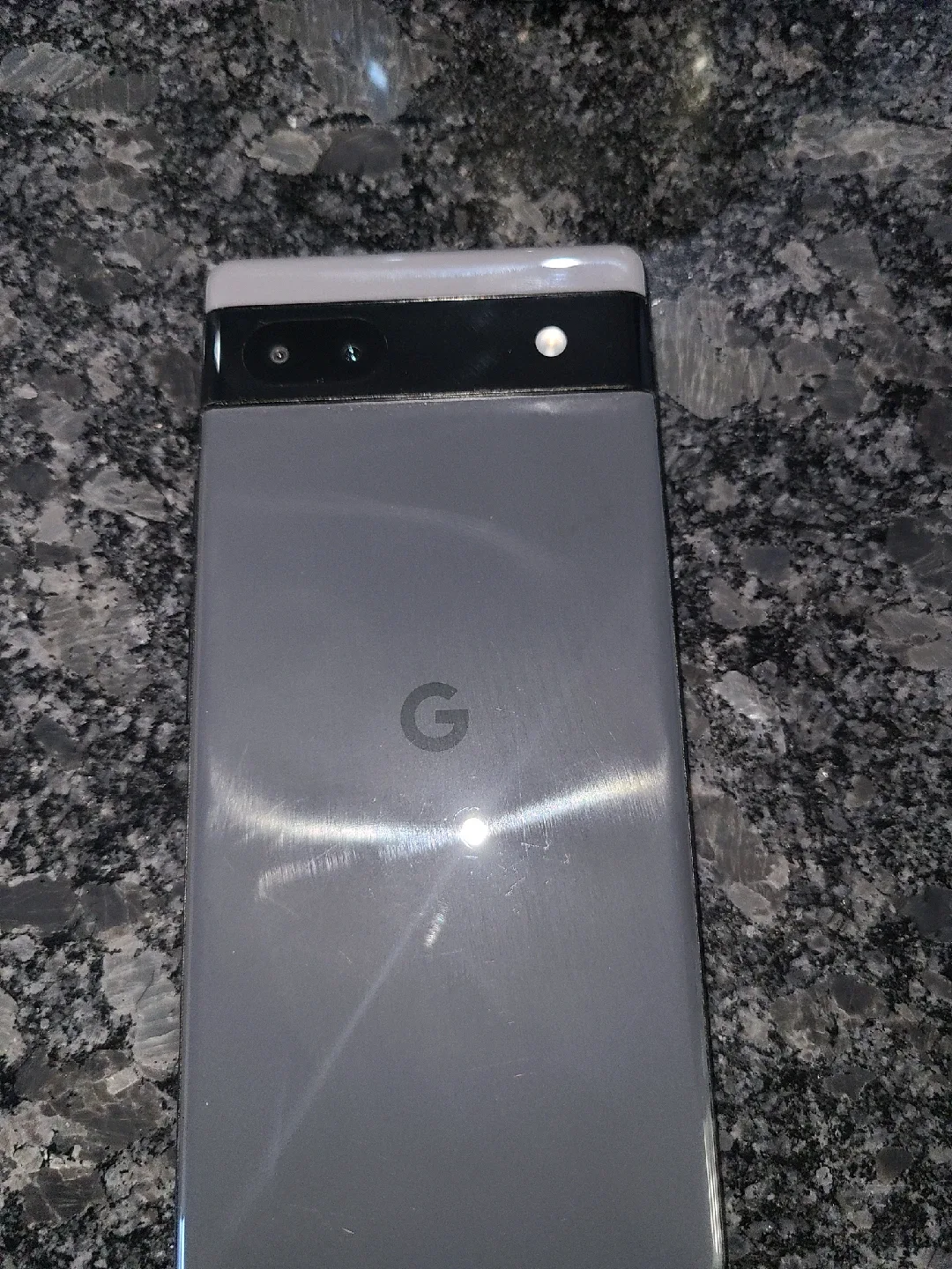 Google Pixel 6a - Charcoal - Like New! image indicator(2)