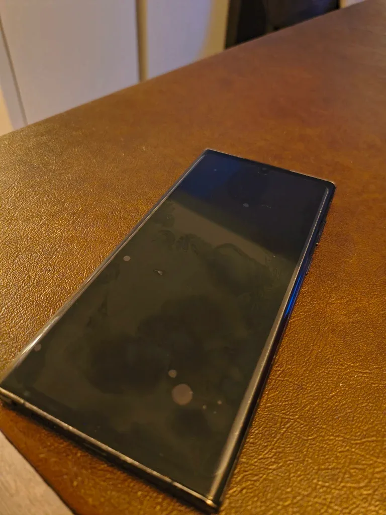 Samsung Galaxy S22 Ultra - Black