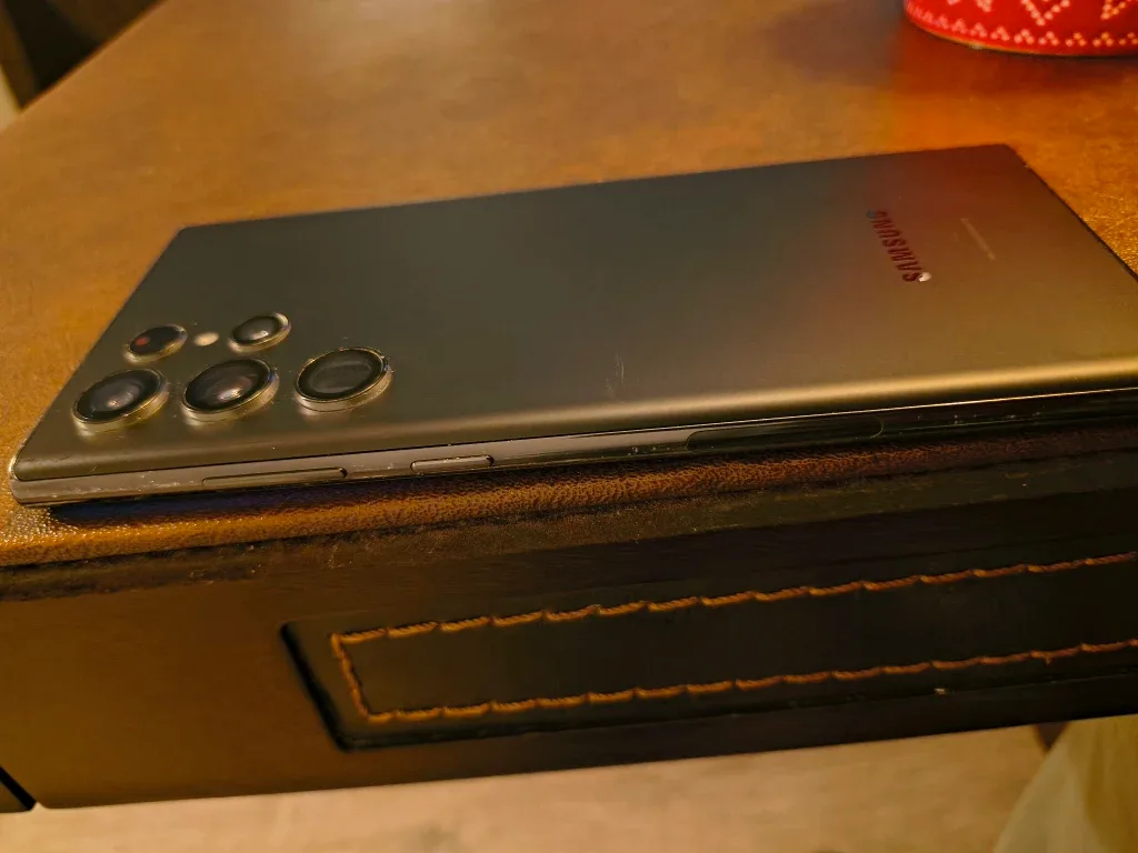 Samsung Galaxy S22 Ultra - Black image indicator(6)