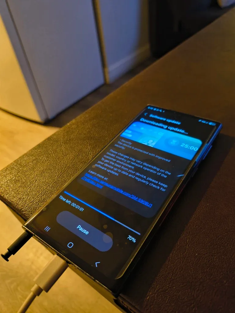 Samsung Galaxy S22 Ultra - Black image indicator(9)