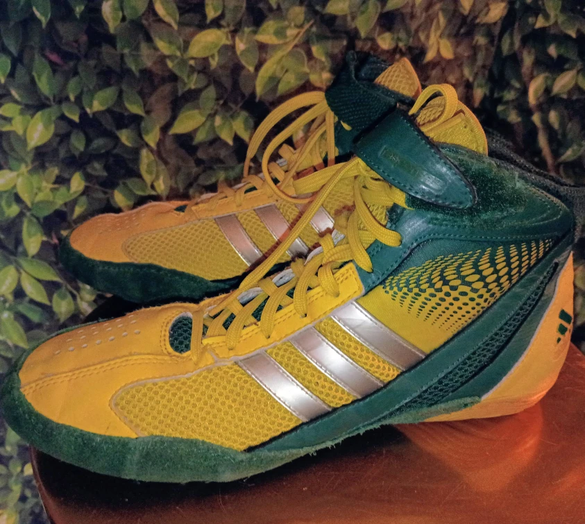 Adidas Wrestling Shoes - Yellow/Green 8.5 - photo 4