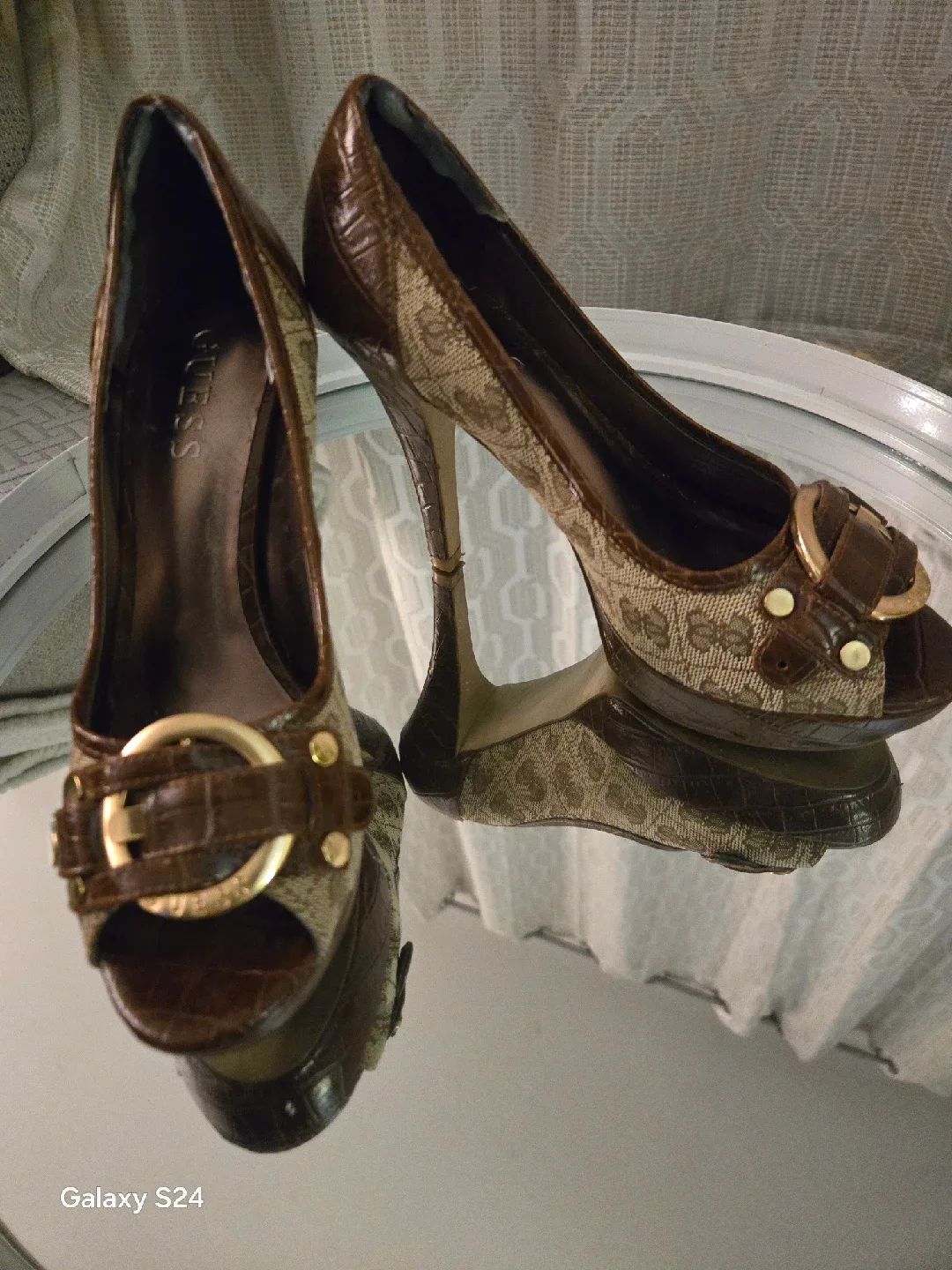 Guess Brown Heels Size 5.5 image indicator(2)