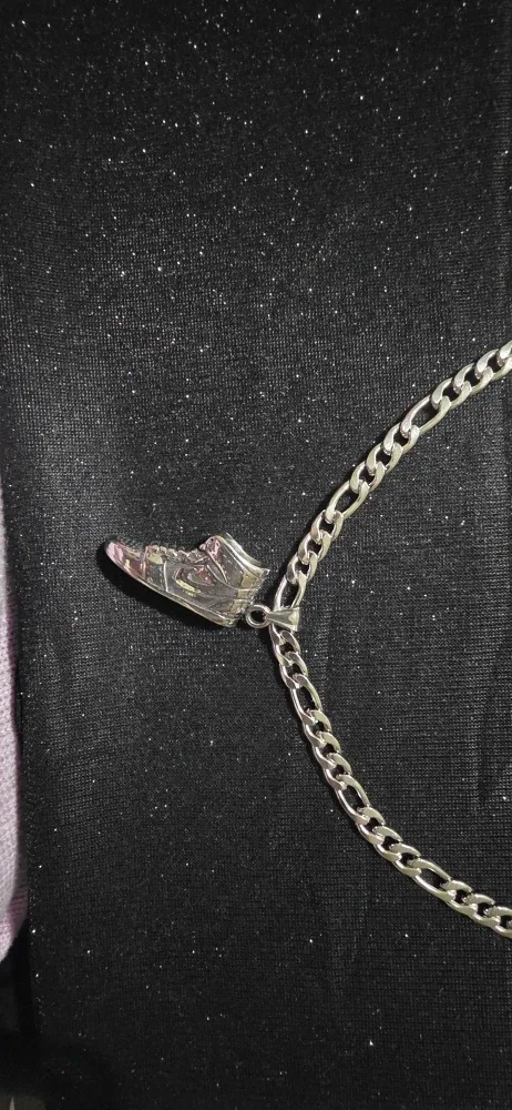 Air Jordan 1 Sneaker Silver Chain Necklace image indicator(5)