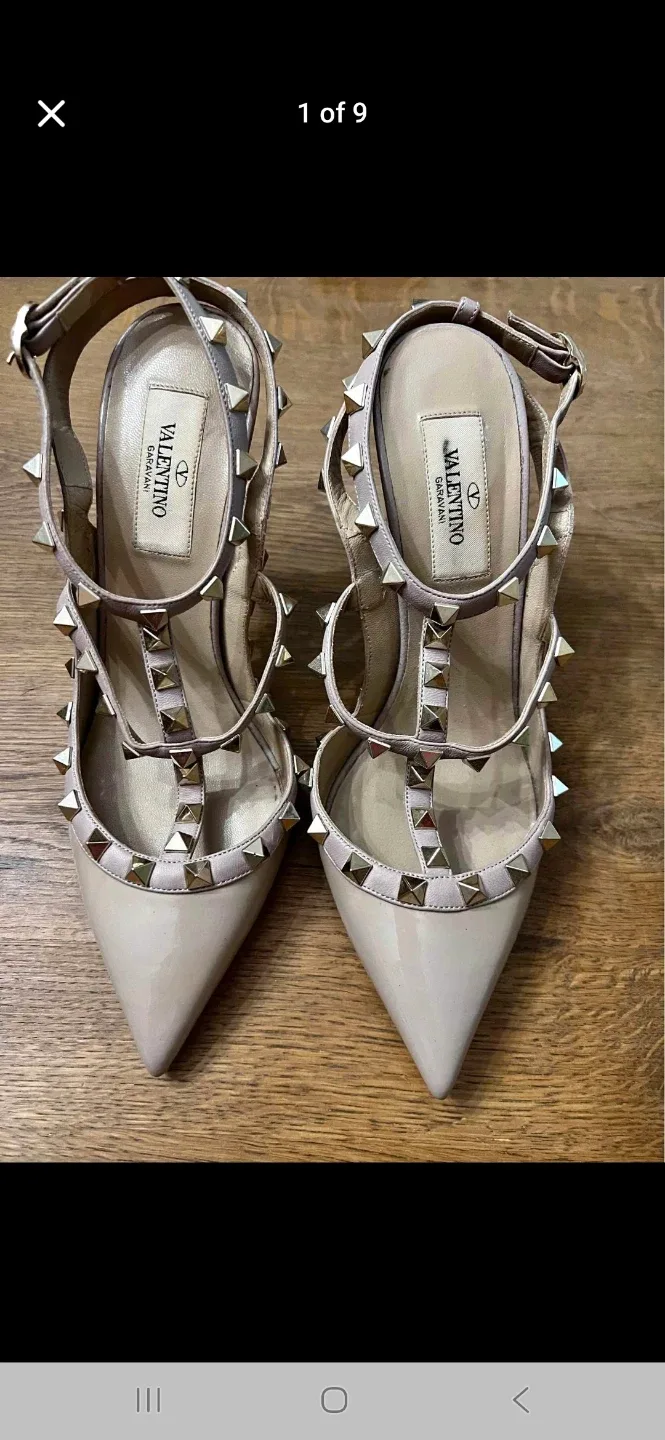 Valentino Garavani Rockstud Heels - Size 7