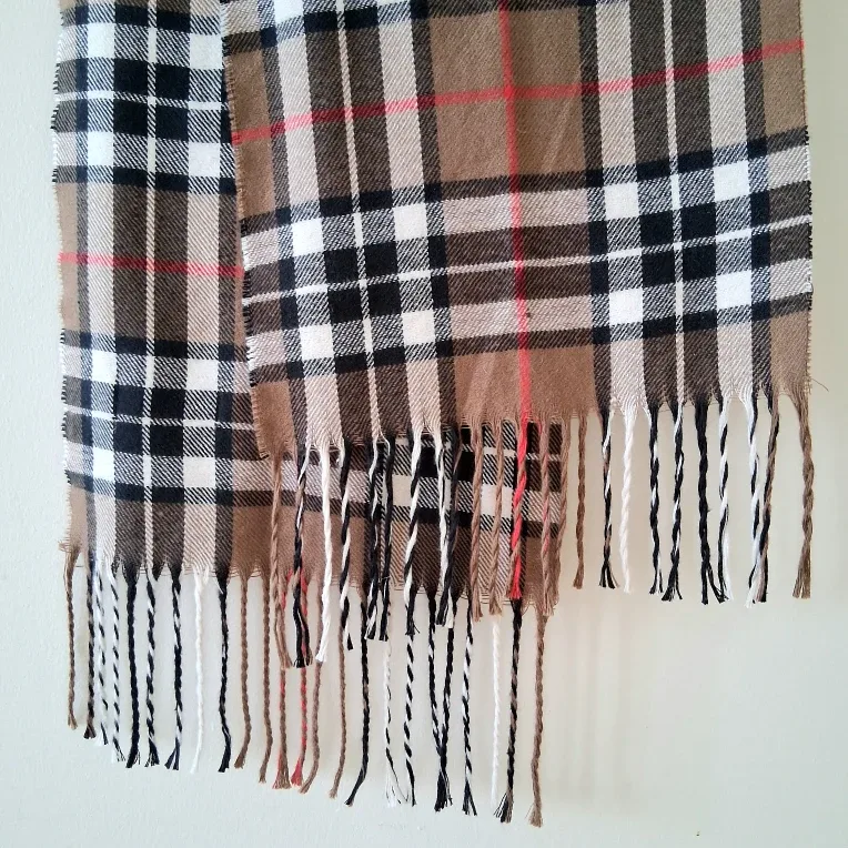 Scarf 🧣Best Offer 💰 or Trade for Plant Cuttings🌷