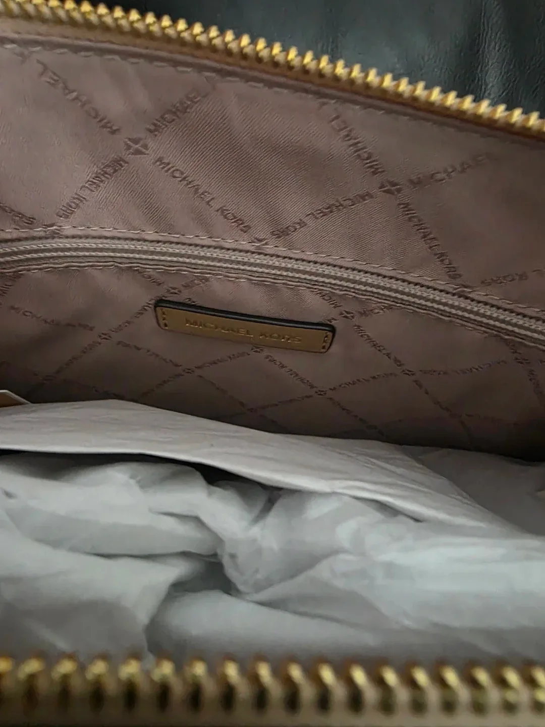 Michael Kors Charlotte Signature Tote Bag Large image indicator(5)