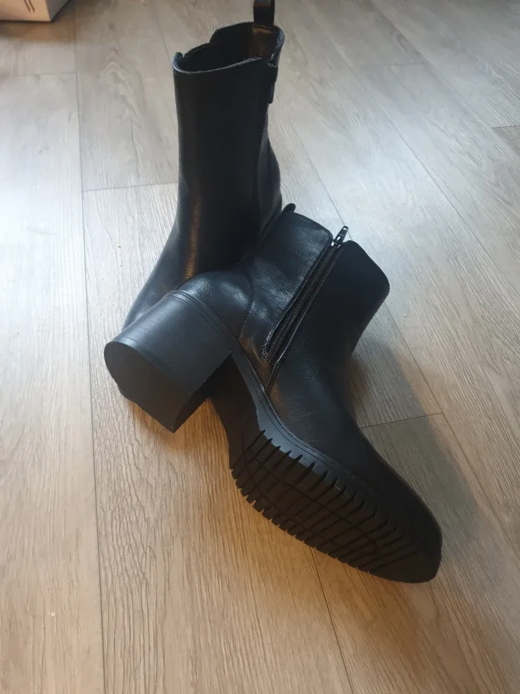 Leather Black Ankle Boots, Size 10 Denver Hayes image indicator(2)