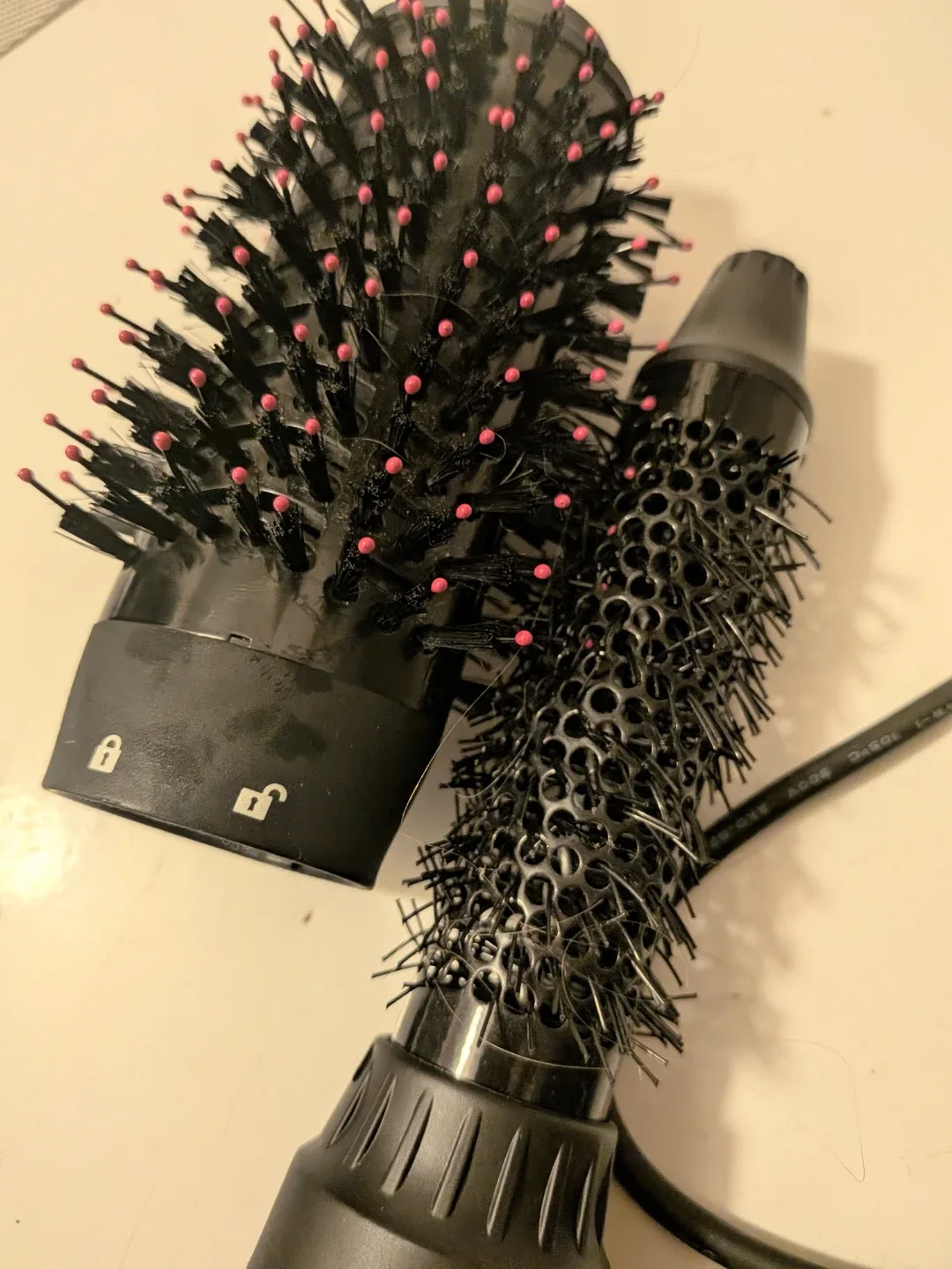 Hair Dryer Brush with Attachments image indicator(6)
