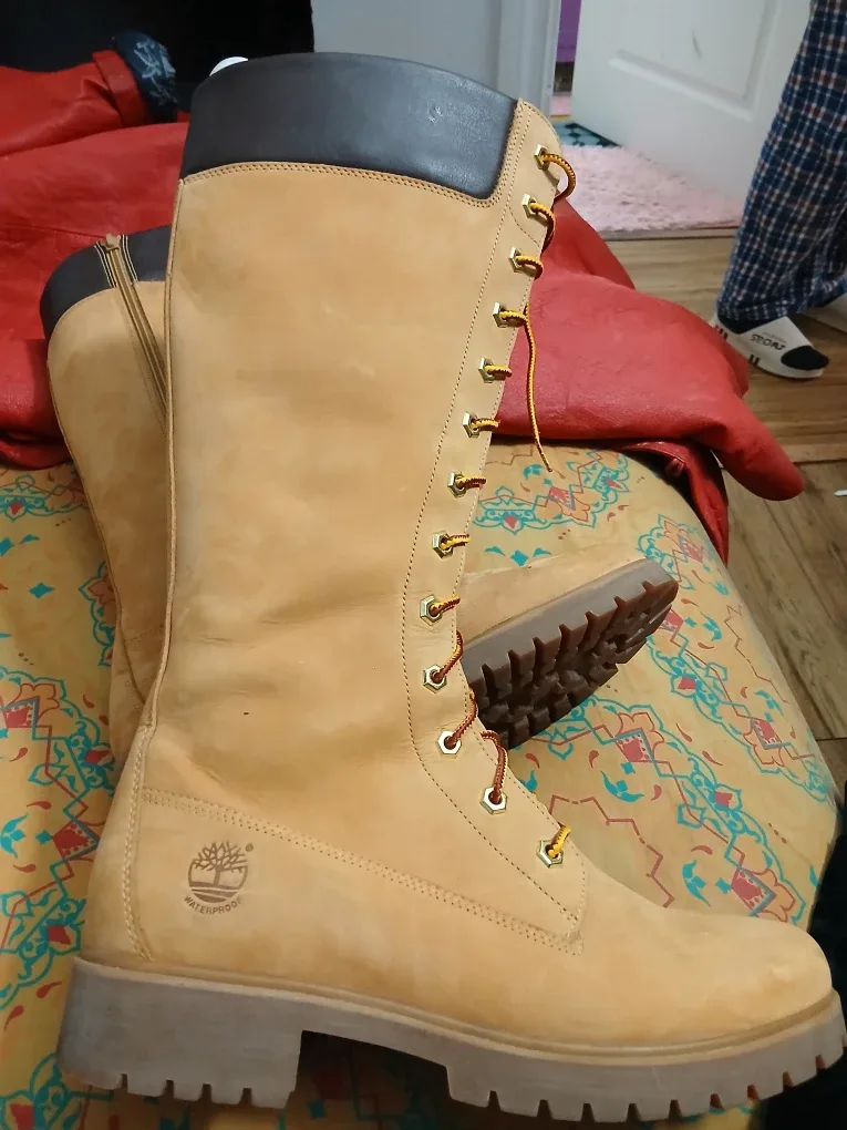 Timberland Tall Lace-Up Waterproof Boots - Women's Size 9.5