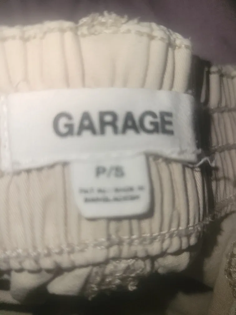 Garage Beige Cargo Pants - Size Small image indicator(3)