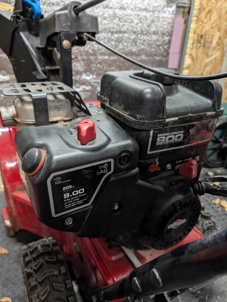 Toro Power Max 724 OE 24-in Two-Stage Snowblower - photo 2