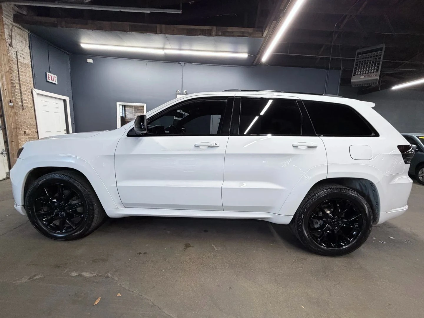 **2014 JEEP GRAND CHEROKEE SUMMIT!** EZ FINANCING AVAILABLE! - photo 4