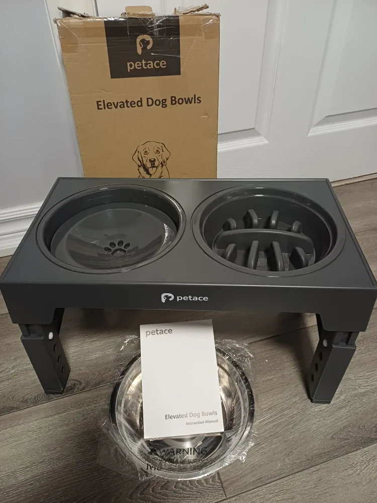Petace Elevated Dog Bowls - Brand New in Box image indicator(3)