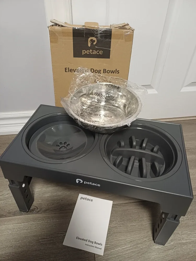 Petace Elevated Dog Bowls - Brand New in Box image indicator(9)