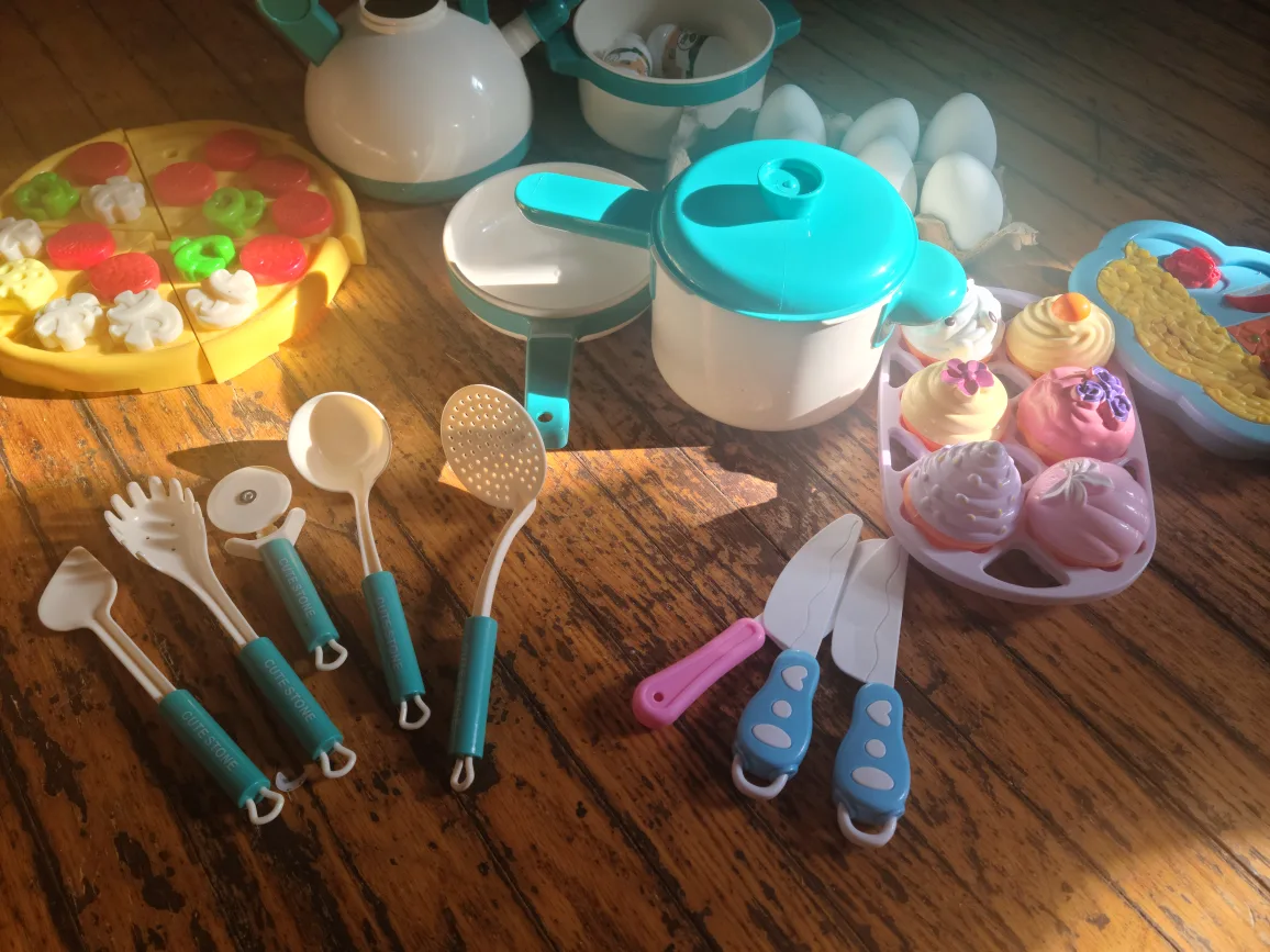 KidKraft Vintage Kitchen - White image indicator(5)