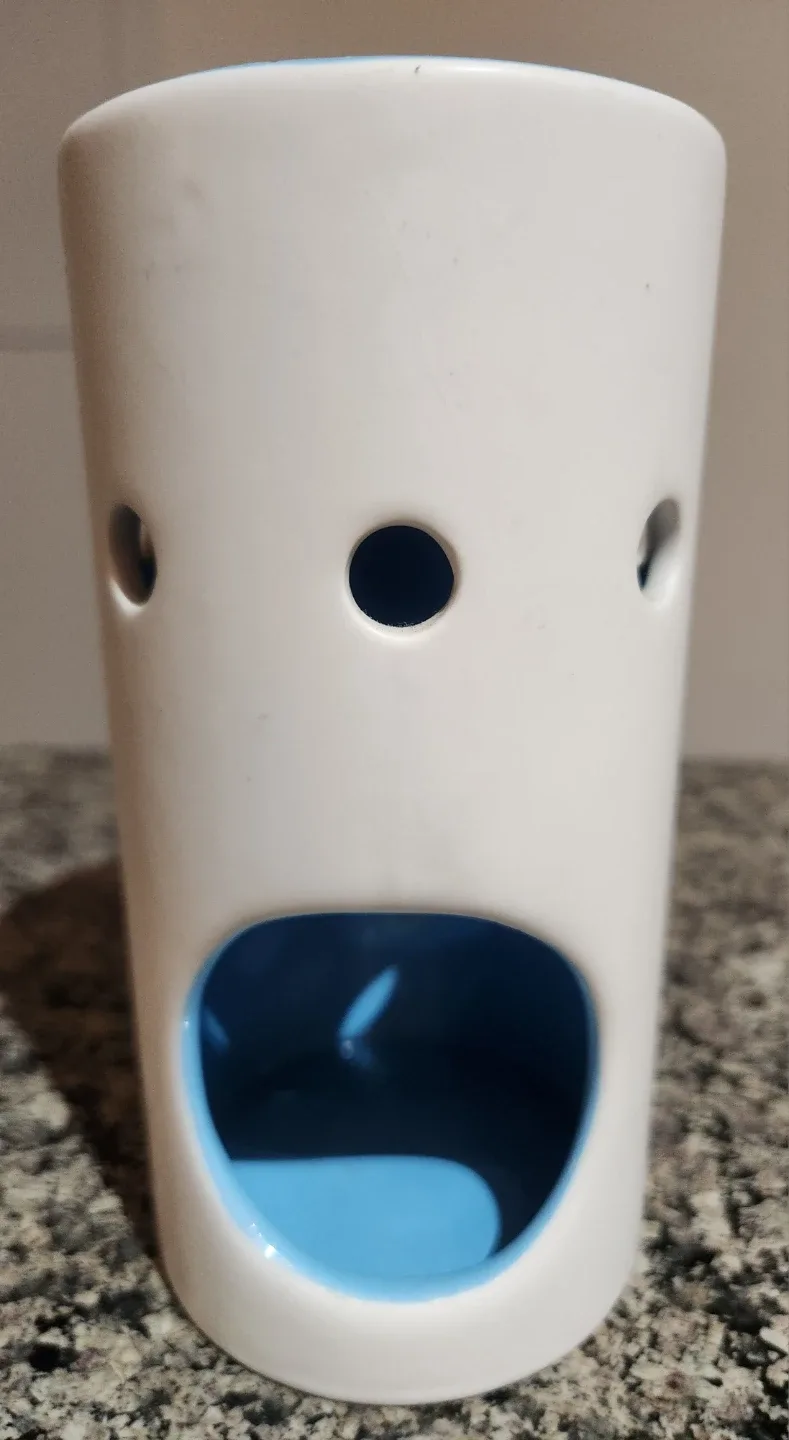 🥕 Ceramic Essential Oil Diffuser - White & Blue image indicator(2)