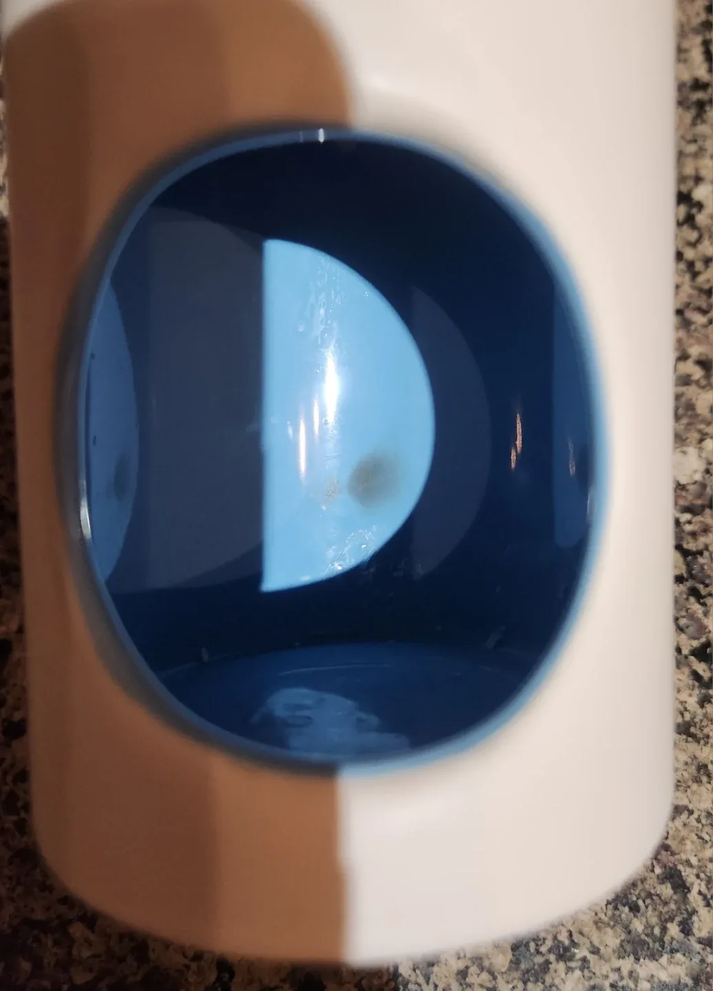🥕 Ceramic Essential Oil Diffuser - White & Blue image indicator(3)
