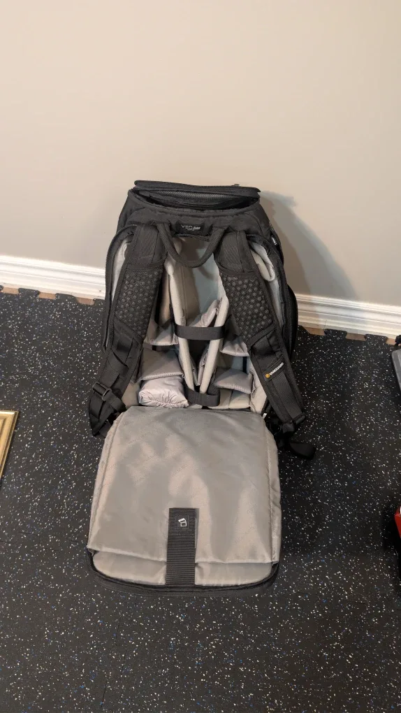 Vanguard VEO R48 adapter Camera Backpack - Black image indicator(3)