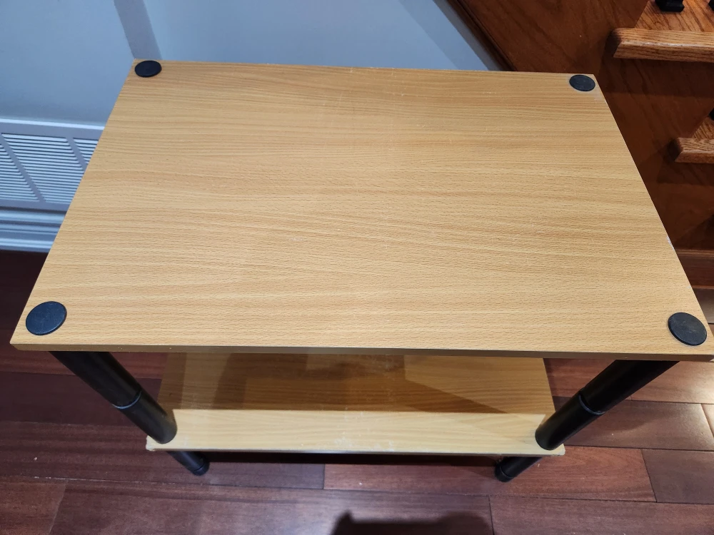 Small Wooden Side Table - photo 2