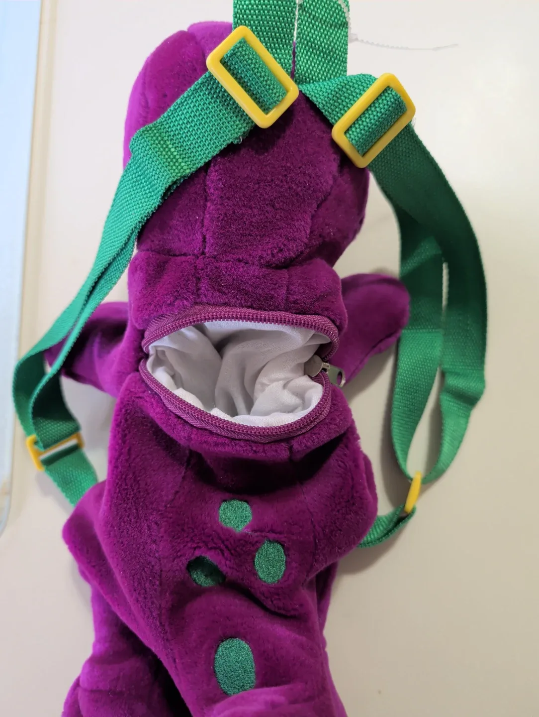 Barney the Dinosaur Plush Backpack image indicator(4)