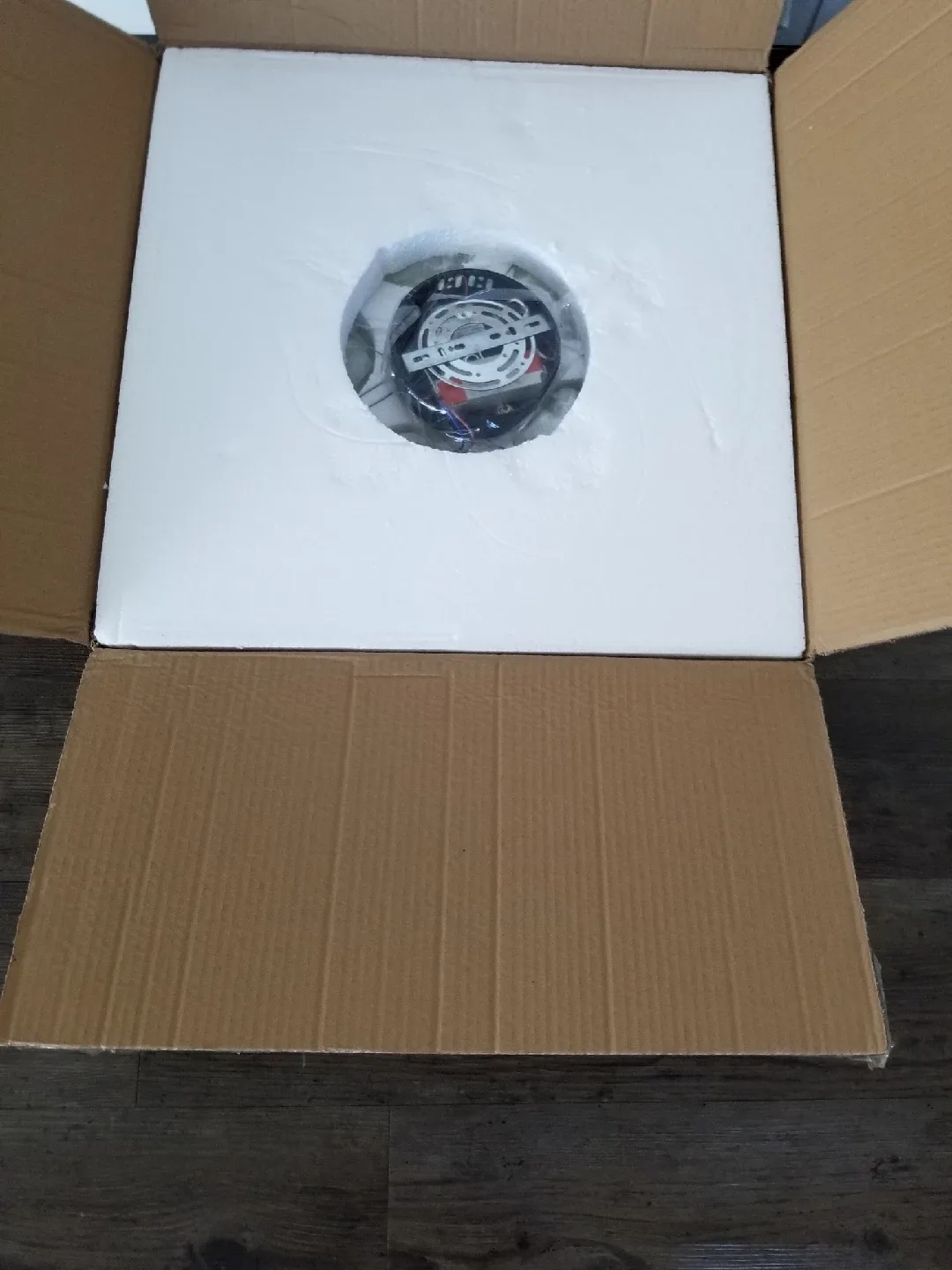 Crystal Chandelier image indicator(5)