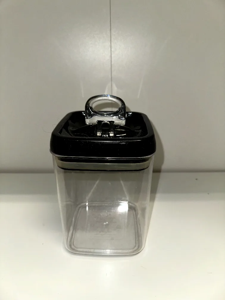 Clear Plastic Food Storage Container thumbnail