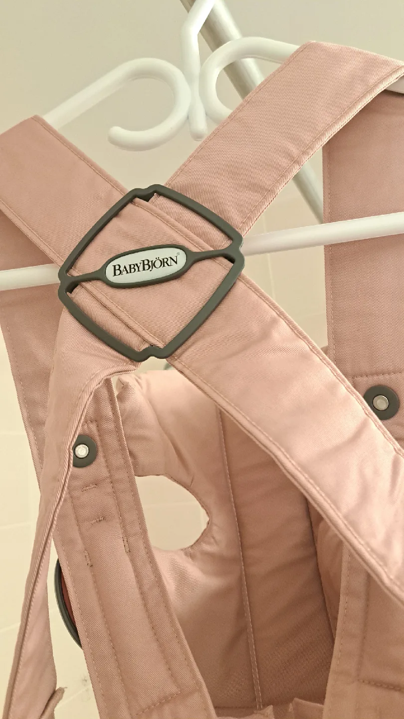 BabyBjörn Baby Carrier Mini - Dusty Pink image indicator(3)