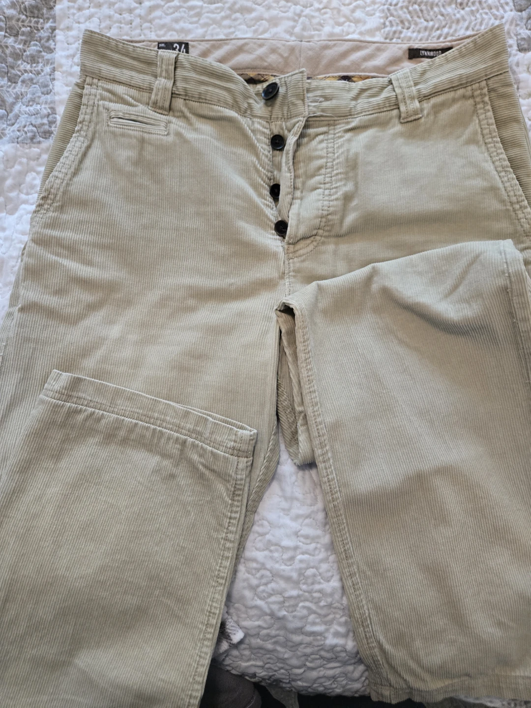 Lynnwood Corduroy Pants Size 34 🥕