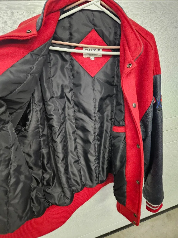 Roy's Enterprise Ontario Hockey Jacket - Size L/G image indicator(9)