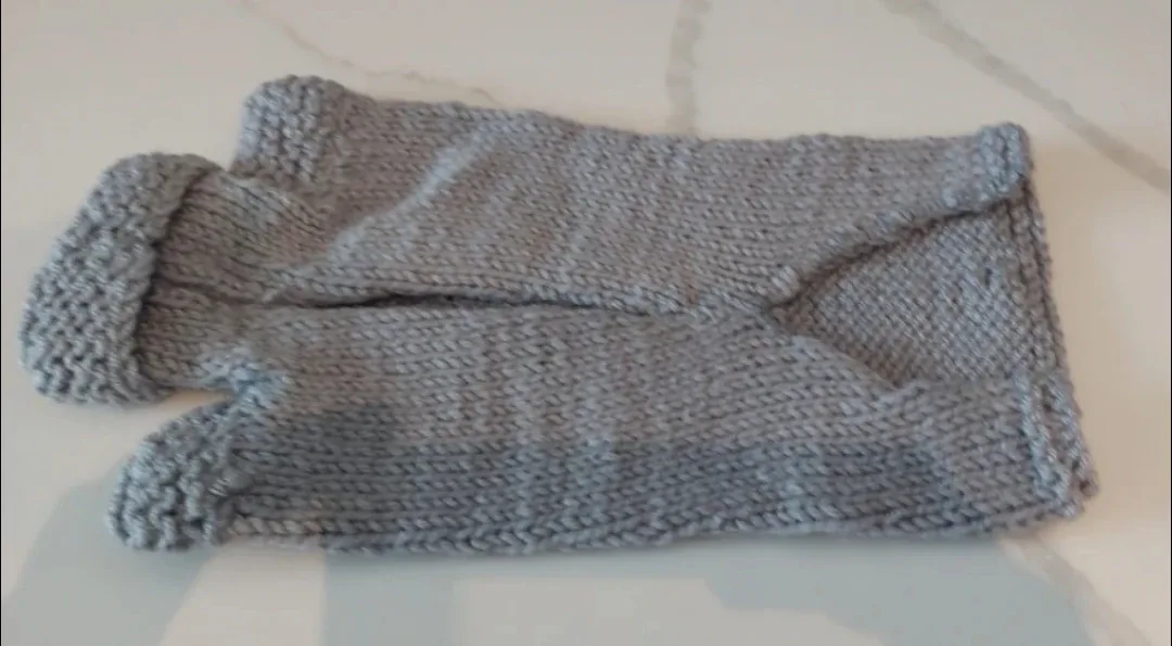 Handmade Grey Knit Dog Sweater image indicator(5)