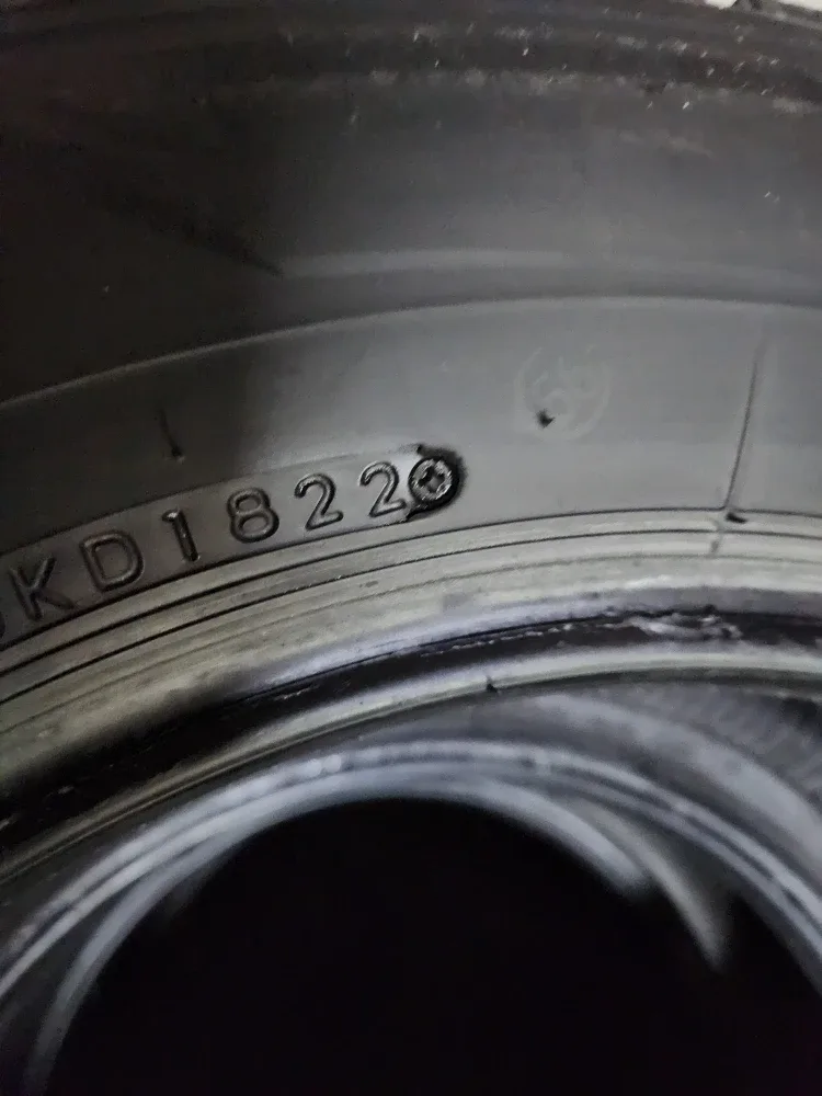 Bridgestone Blizzak Winter Tires - 185/65R15 image indicator(5)