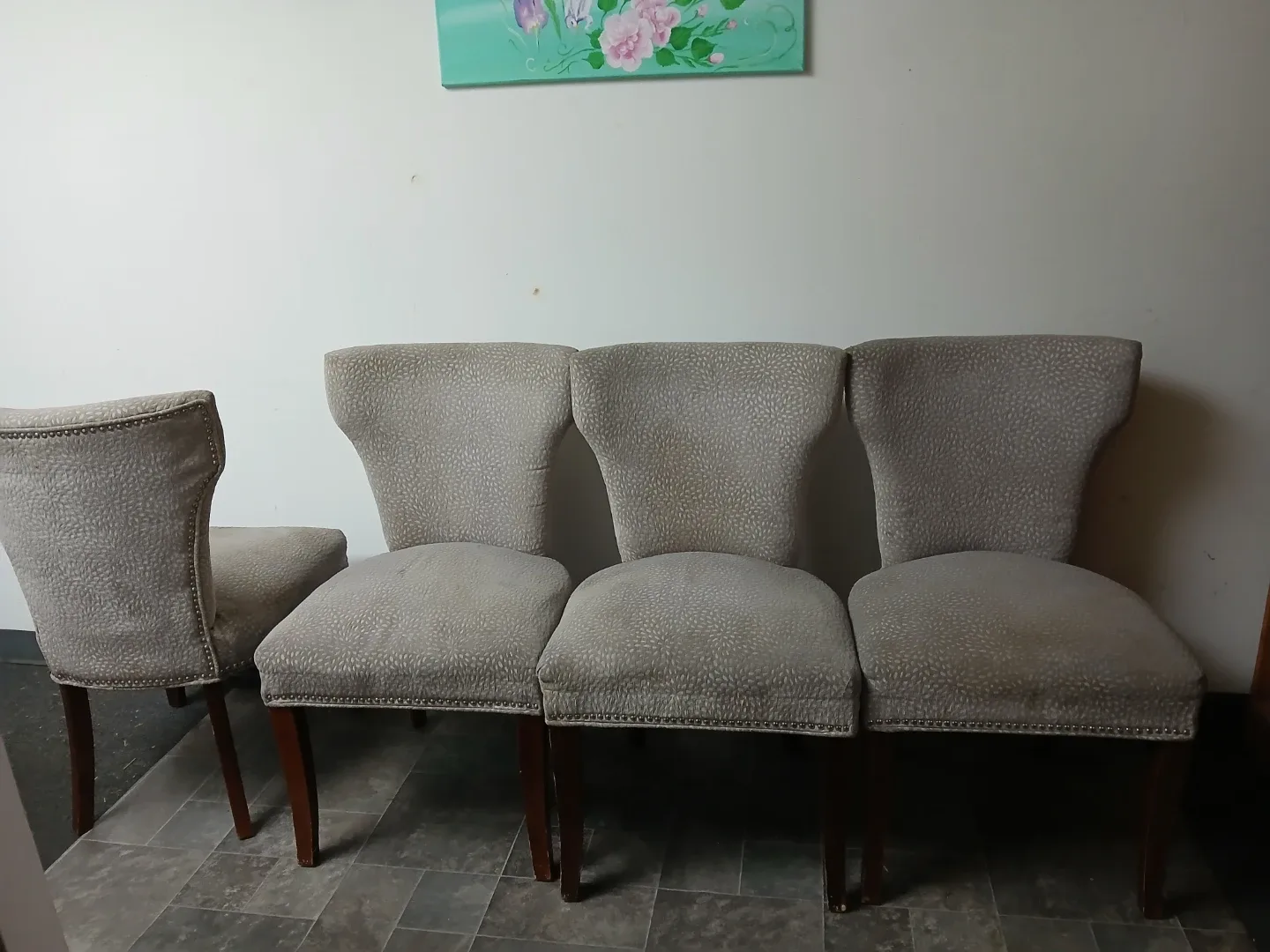 4 butifull chears thumbnail