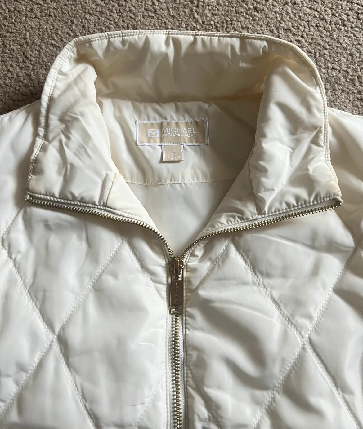 Michael Kors Puffer Vest image indicator(5)