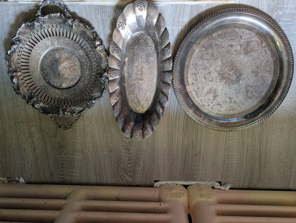 Vintage Silver Plated Serving Trays - photo 2