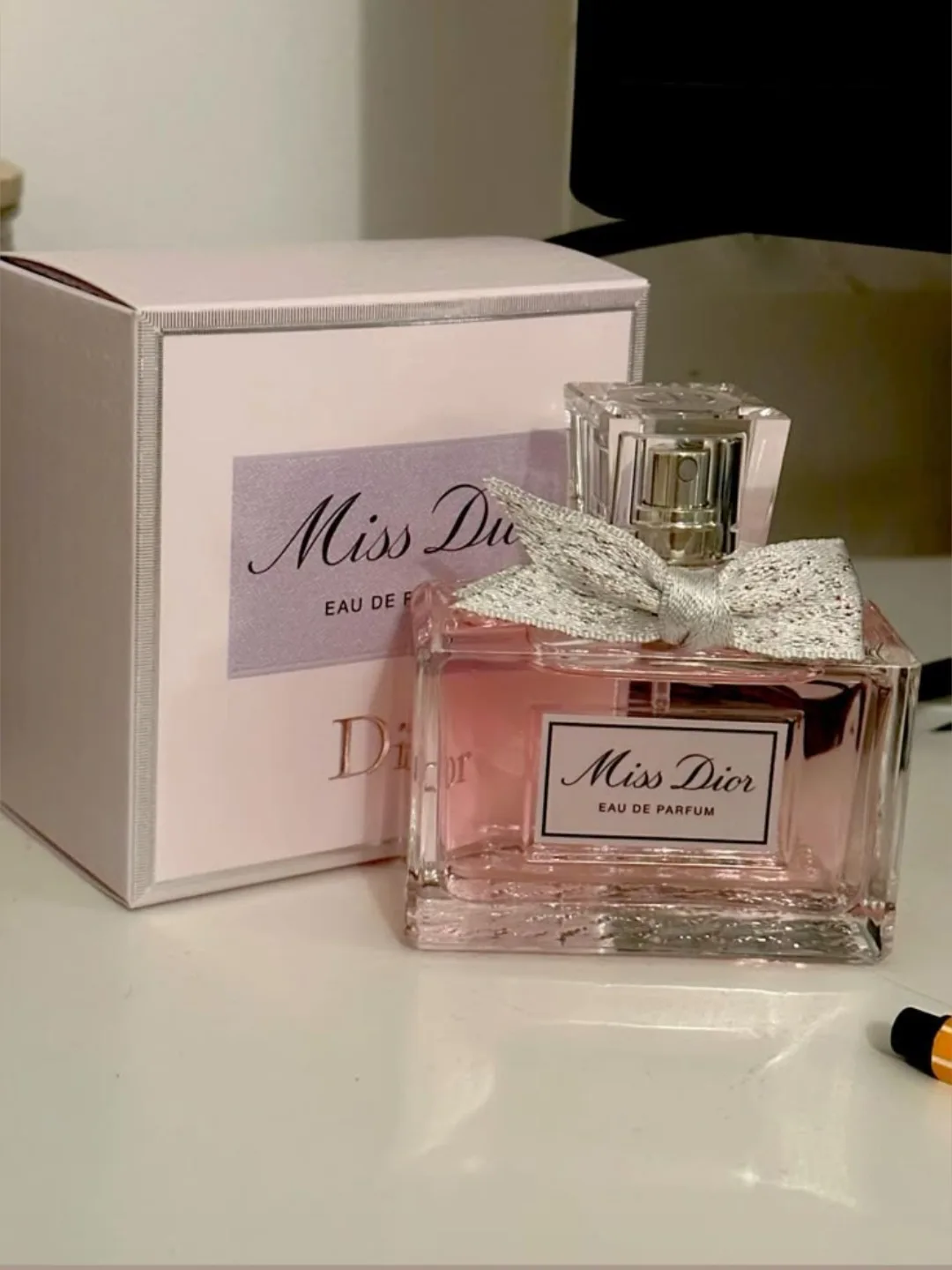 Luxury Perfume image indicator(7)