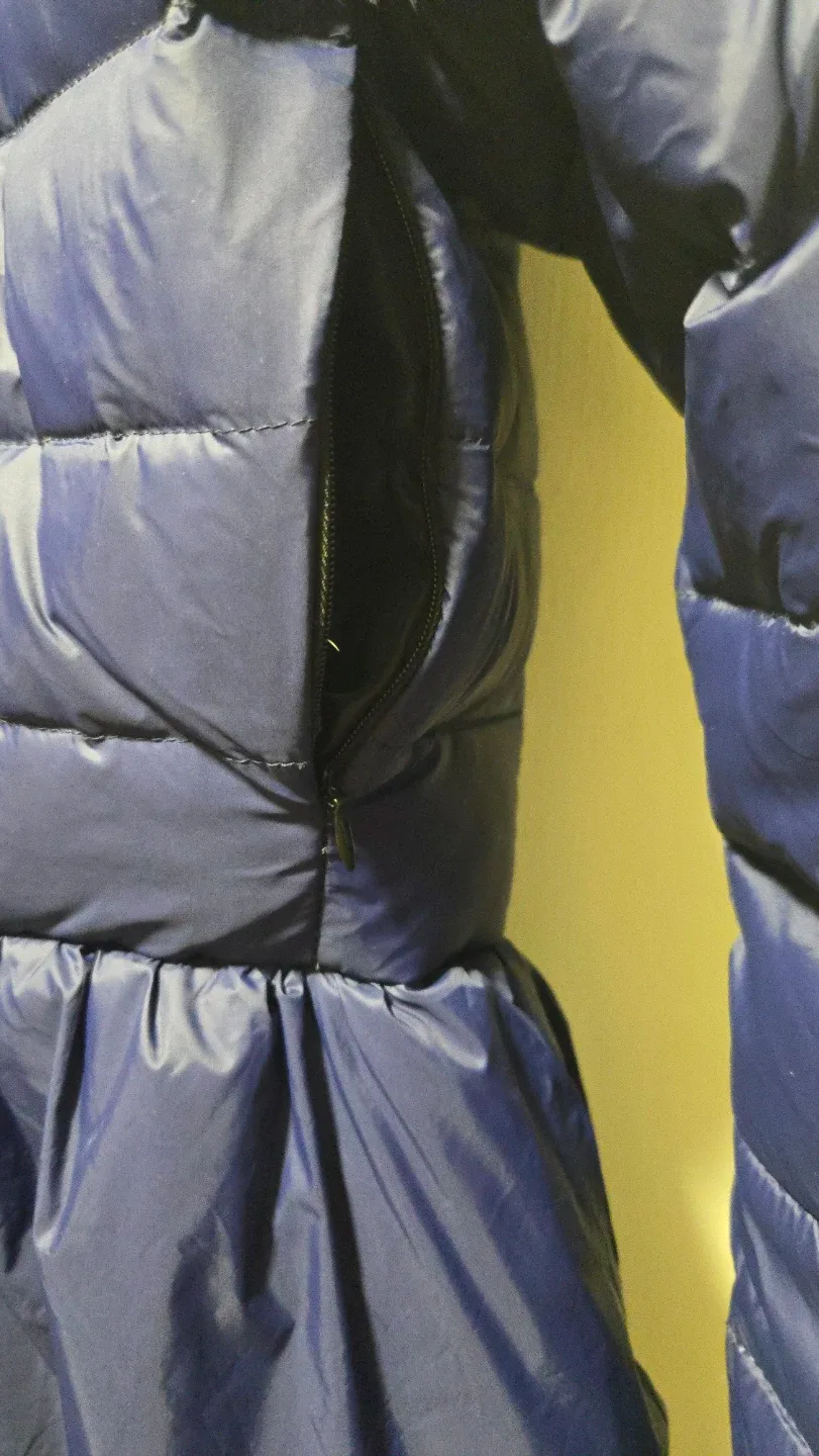 Moncler Down Puffer Jacket - Size 4 (S-M) image indicator(4)