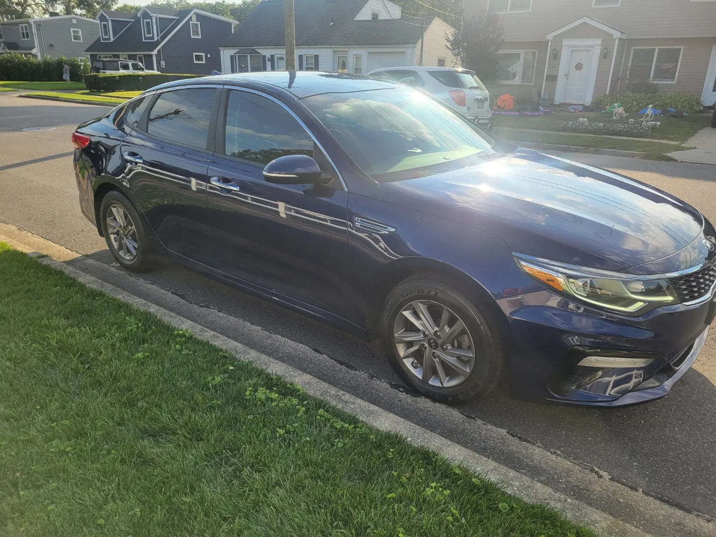 2020 Kia Optima - Blue Sedan 92k milesback up camera image indicator(4)