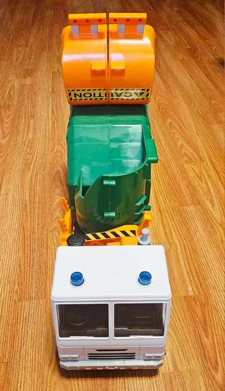 Toy Garbage Truck 🚑 image indicator(3)