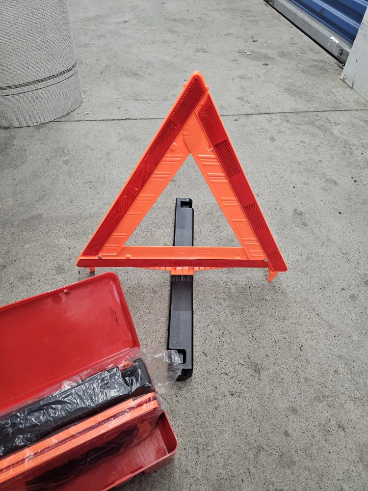 Emergency Warning Triangle Kit w/ Case