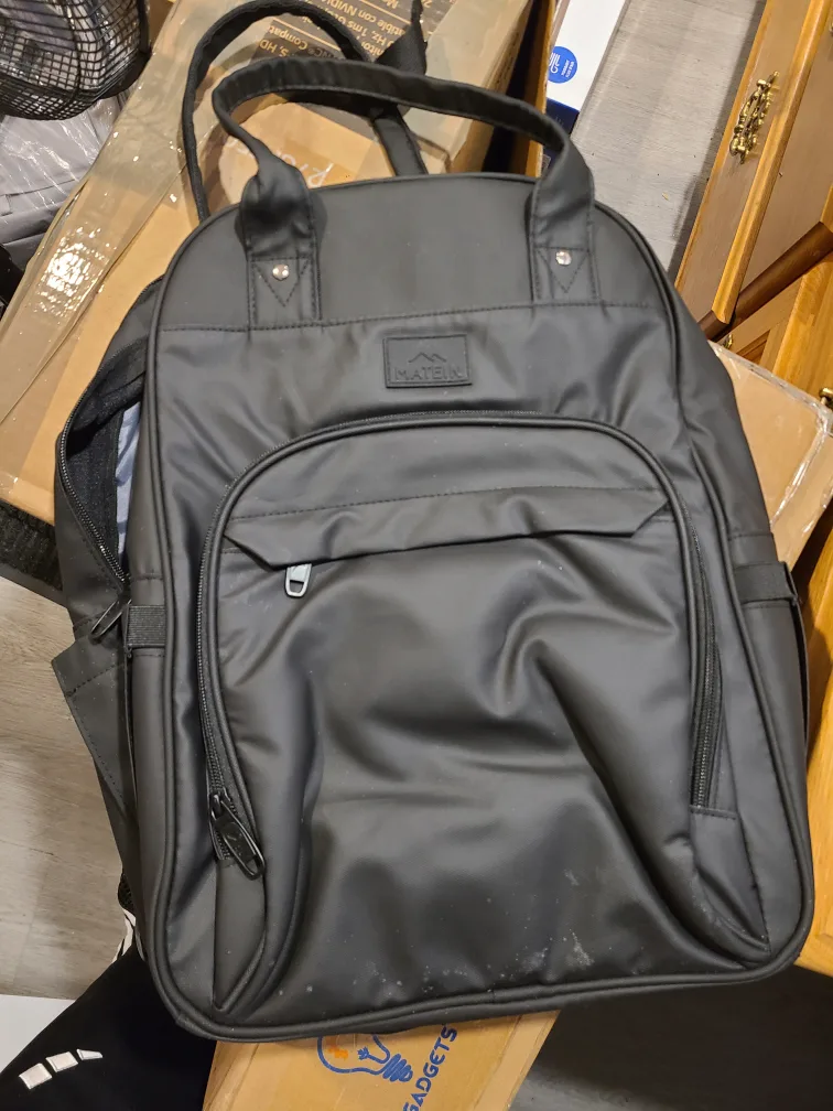 MATEIN Laptop Backpack - Black
