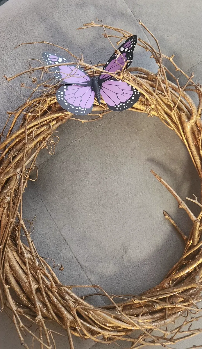 Gold Branch Wreath with Butterfly Decor image indicator(2)